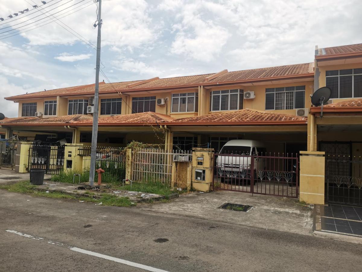 Guest house Kingfisher Likas Guesthouse Kota Kinabalu